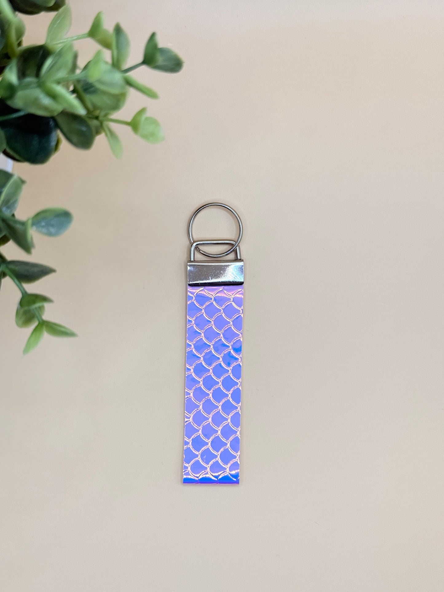 سلسلة مفاتيح لطيفة للمعصم