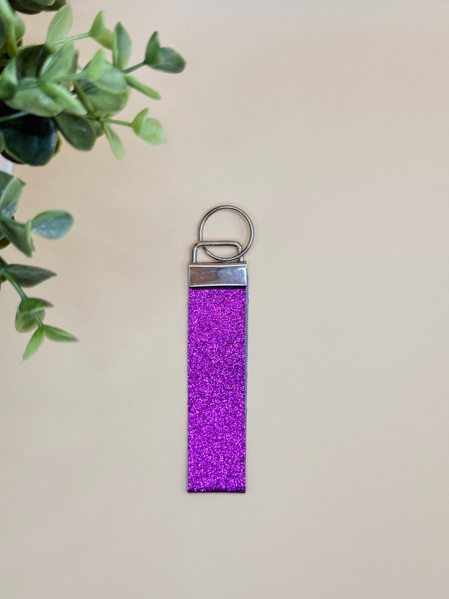 سلسلة مفاتيح لطيفة للمعصم