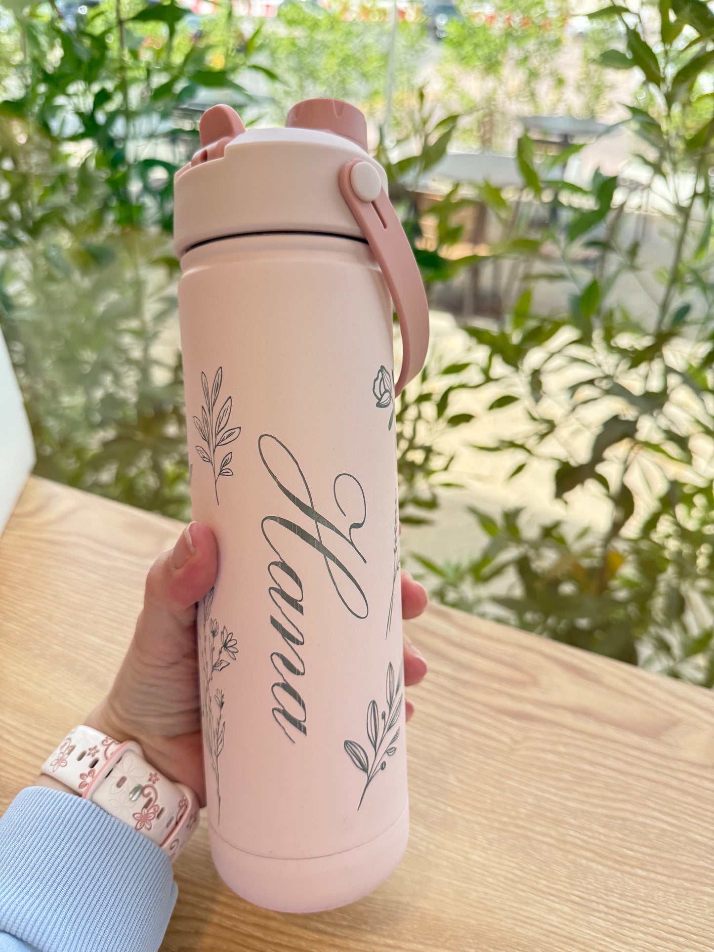 Engraved large Water Bottle 26 OZ