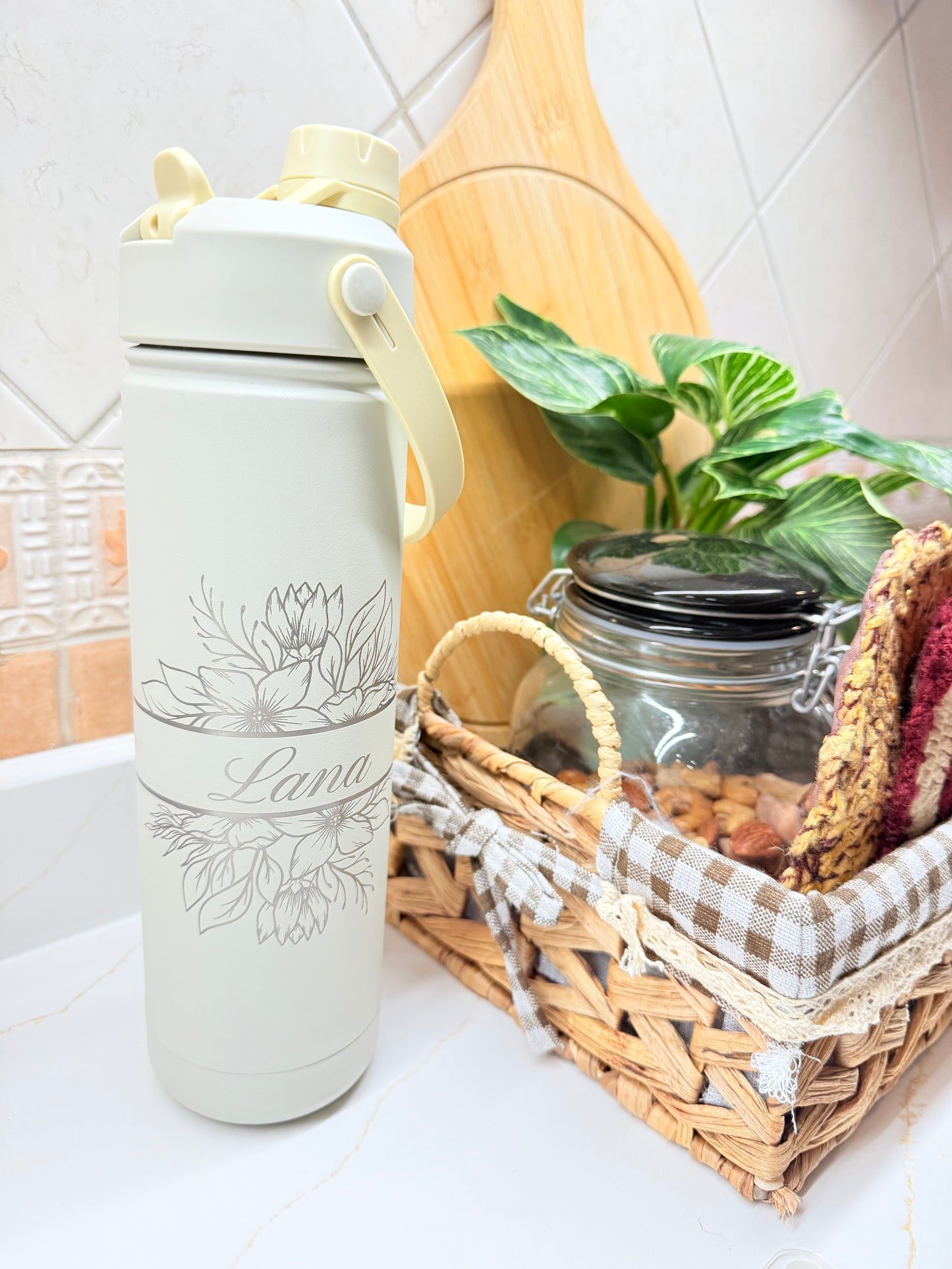 Engraved large Water Bottle 26 OZ